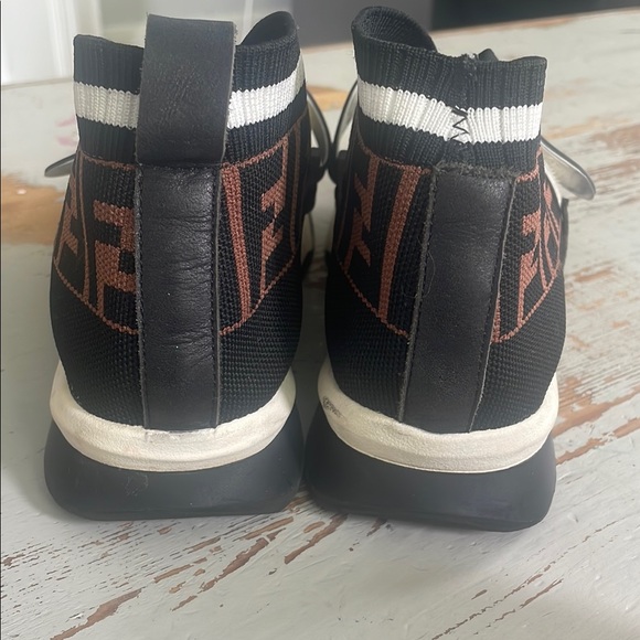 Fendi Black and Brown Sneakers size 6 / 6.5 - Picture 2 of 4
